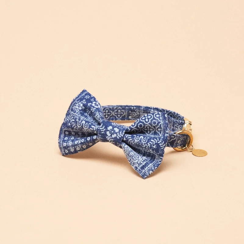 Bailey Bowtie Collar - Indigo Print