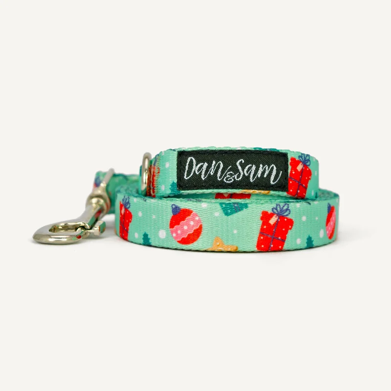 Dan & Sam - Dog Lead (Christmas Wishes) - Large