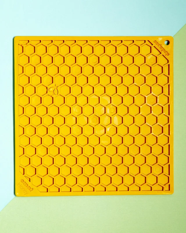 Honeycomb Dog Lick Mat (Made in the USA)